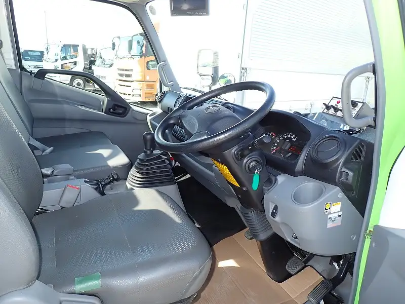 日野 デュトロ 小型 パッカー車 プレス式 2KG-XZU710Mの中古トラック画像12