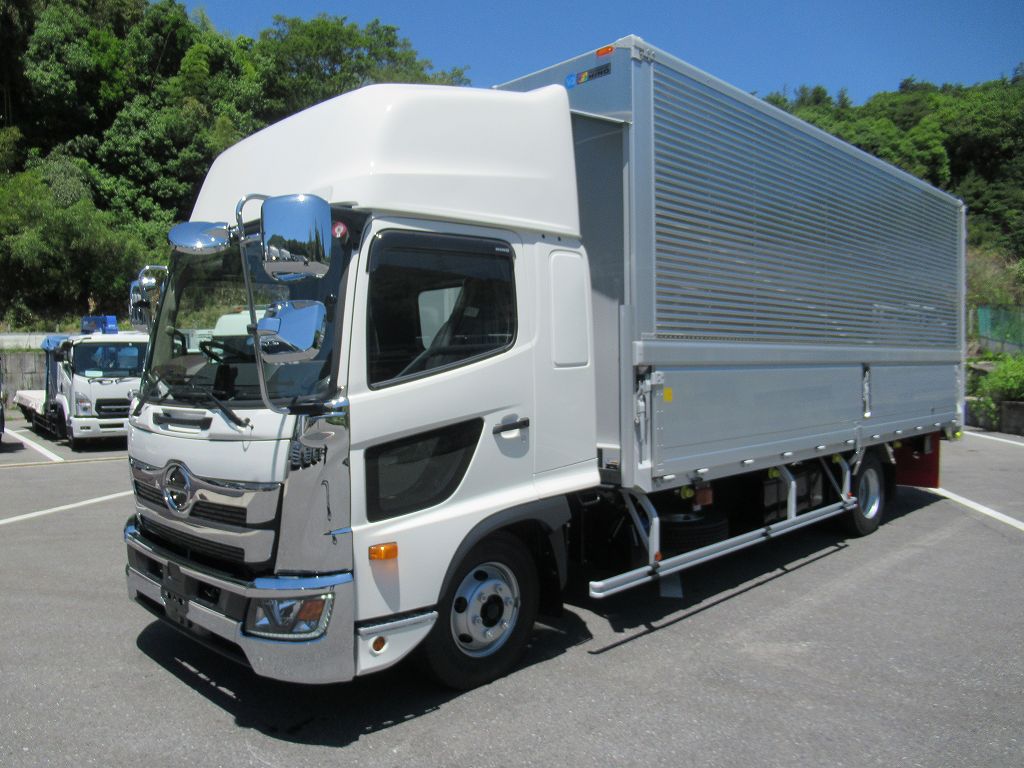 三菱 スーパーグレート 大型 ウイング パワーゲート エアサス の中古トラック【車両No.133404】