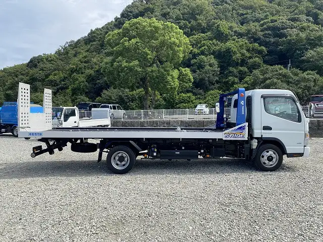 三菱 キャンター 小型 車両重機運搬 ラジコン ウインチの中古トラック画像2