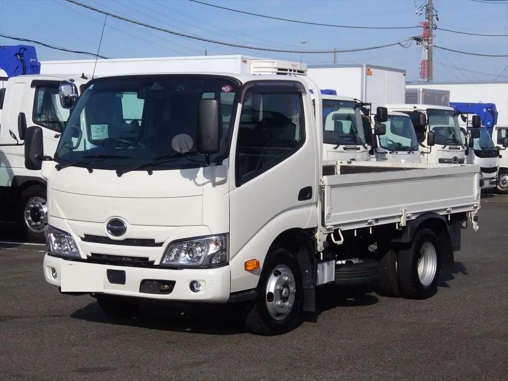 日野 デュトロ 小型 平ボディ 2RG-XZC605M R4の中古トラック画像1