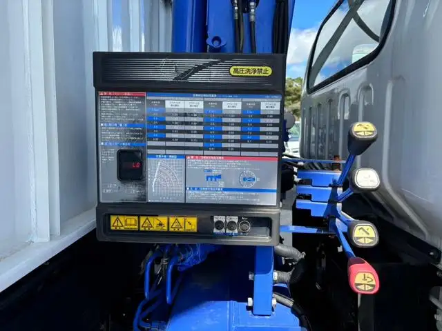 いすゞ エルフ 小型 クレーン付 アルミブロック 4段の中古トラック画像7