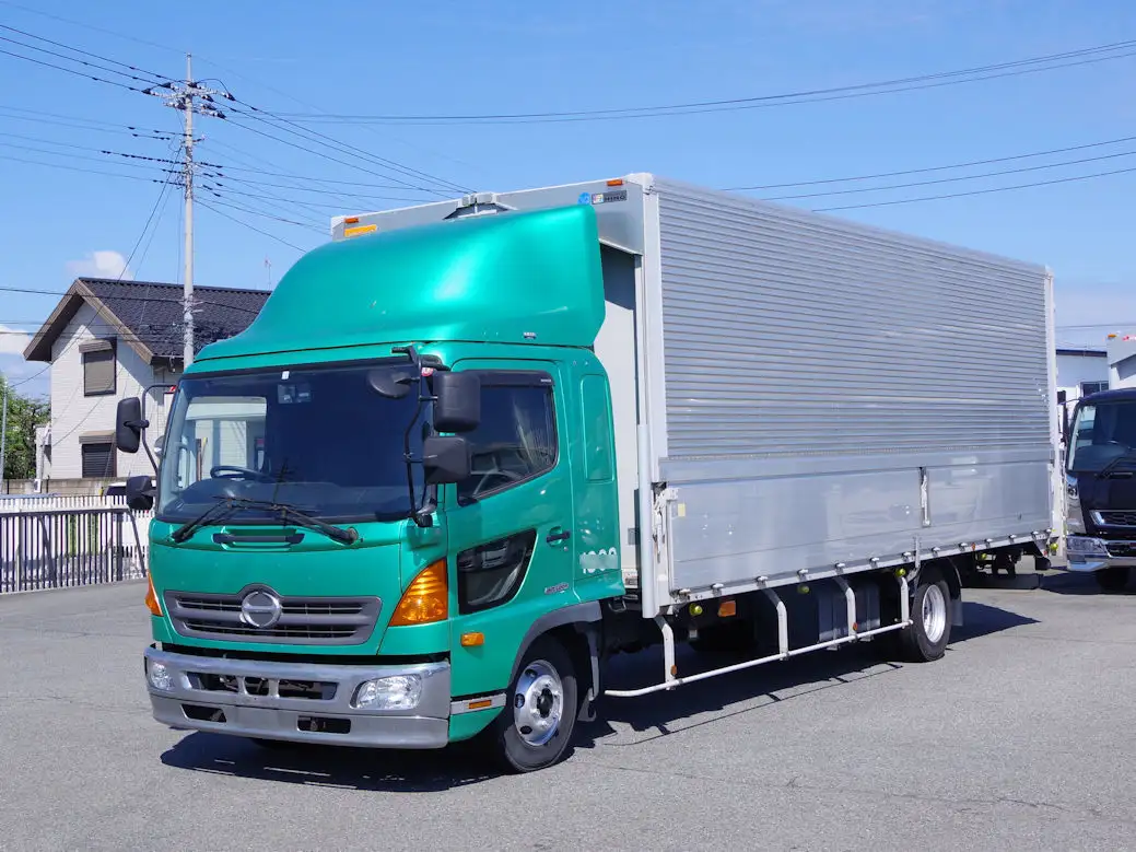 日野 レンジャー 中型/増トン ウイング エアサス ベッド の中古トラック【車両No.174000】