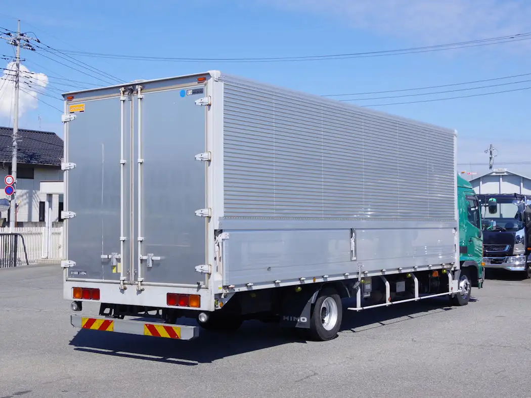 日野 レンジャー 中型/増トン ウイング エアサス ベッドの中古トラック画像2