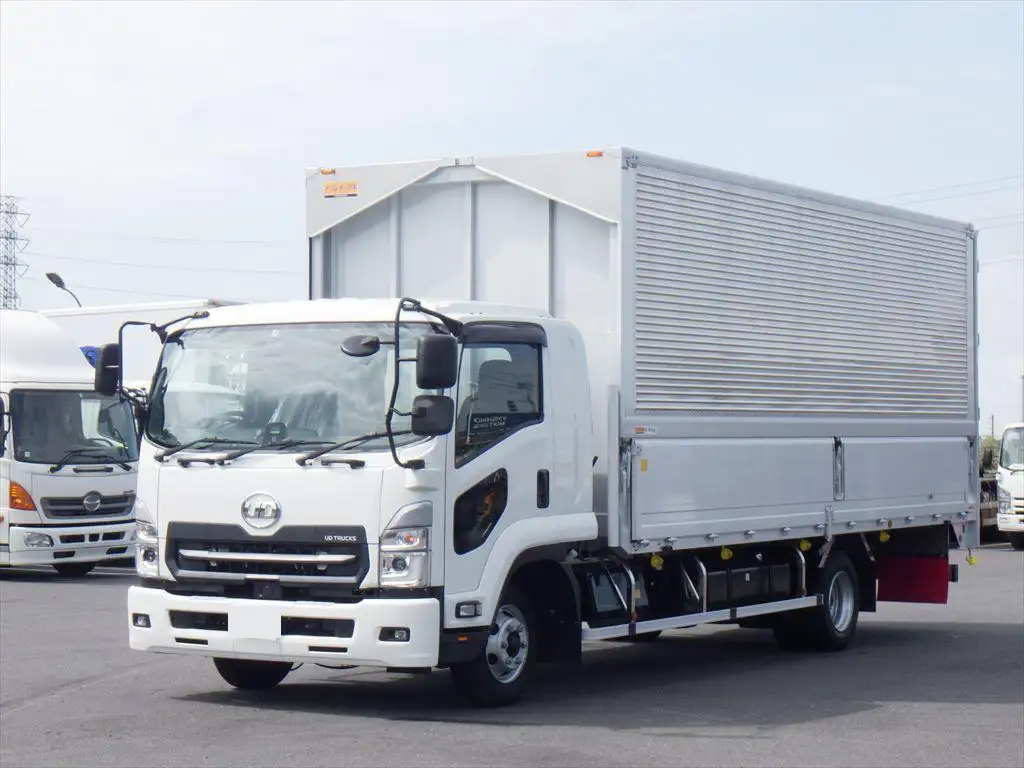 日産UD コンドル 中型/増トン ウイング エアサス ベッドの中古トラック画像1