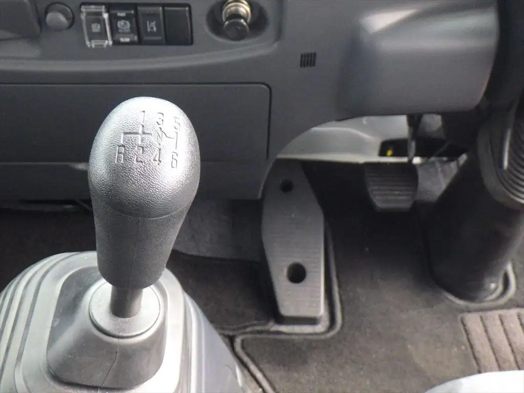 日産UD コンドル 中型/増トン ウイング エアサス ベッドの中古トラック画像14