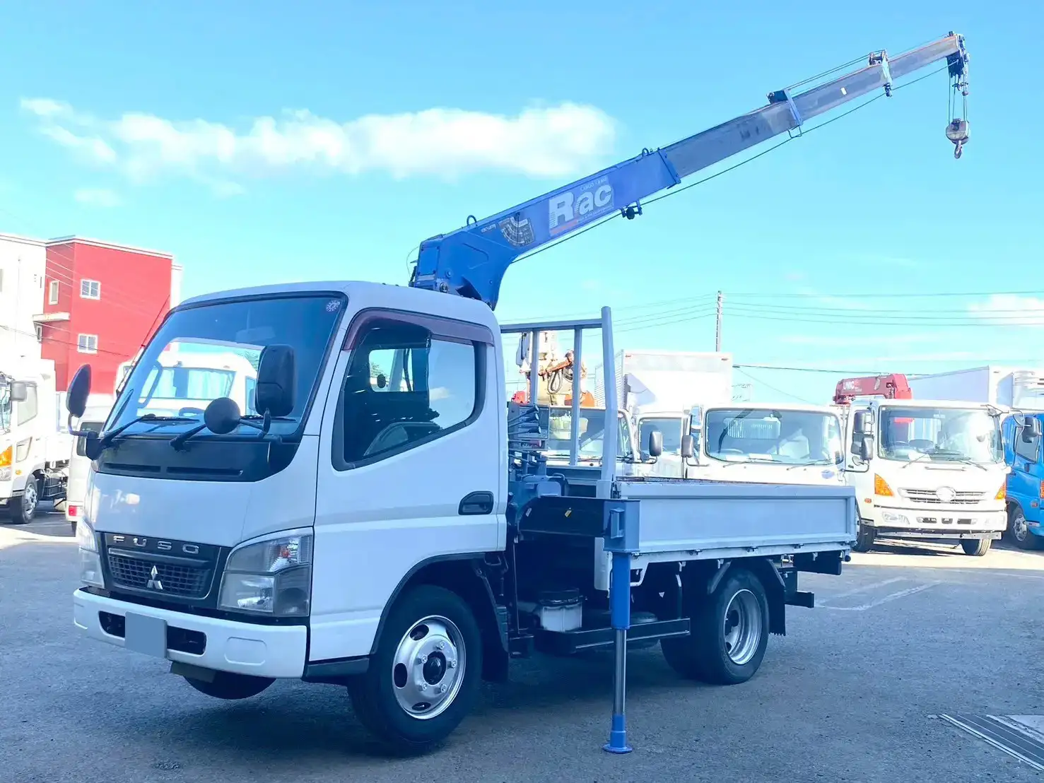 三菱 キャンター 小型 クレーン付 床鉄板 4段の中古トラック画像1