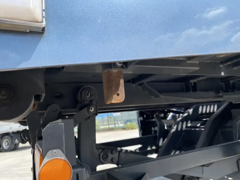 いすゞ エルフ 小型 車両重機運搬 ラジコン ウインチの中古トラック画像16