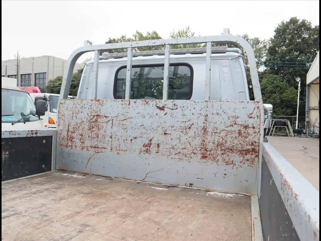 いすゞ エルフ 小型 平ボディ 2RG-NKR88AR H31/R1の中古トラック画像9