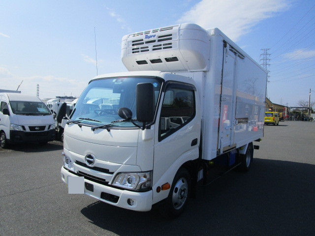 日野 デュトロ 小型 冷凍冷蔵 標準ロング 2RG-XZU655M