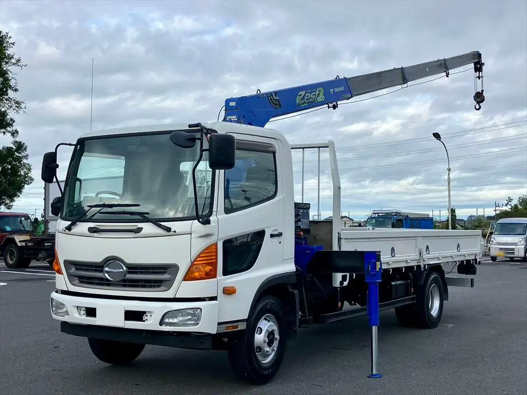 日野 レンジャー 中型/増トン クレーン付 4段 ラジコンの中古トラック画像1