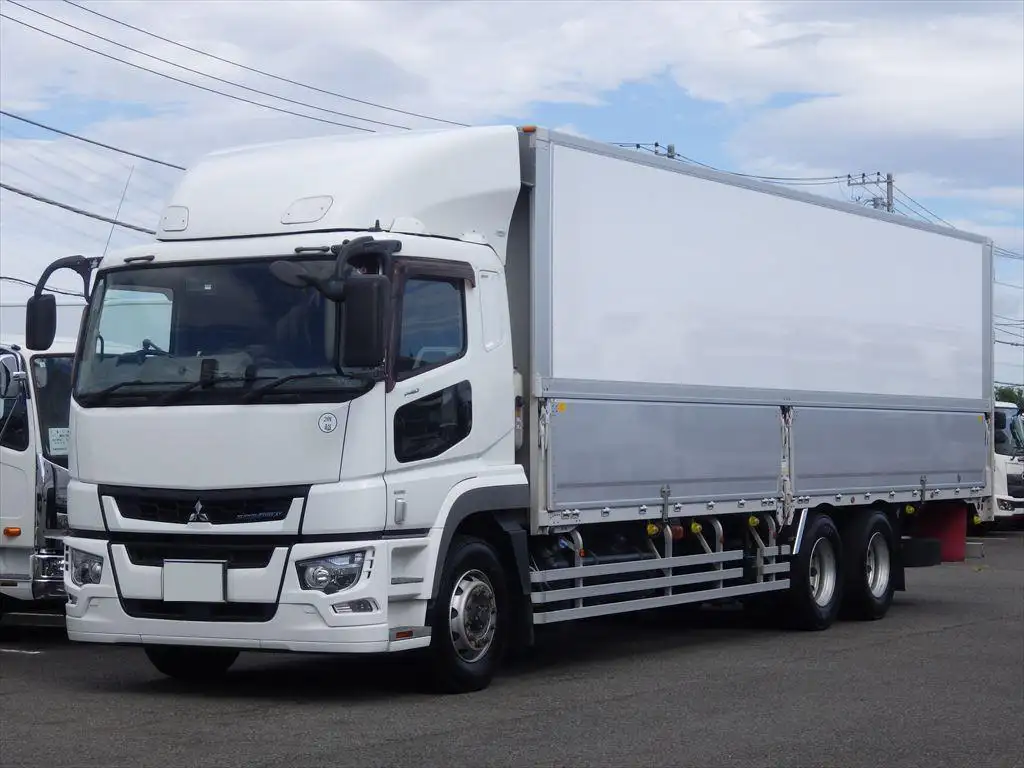 三菱 スーパーグレート 大型 ウイング エアサス ベッド の中古トラック【車両No.174377】