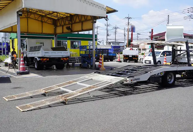いすゞ エルフ 小型 車両重機運搬 ラジコン ウインチの中古トラック画像4