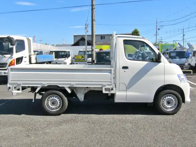 トヨタ タウンエース 小型 平ボディ 5BF-S403U R3の中古トラック画像2
