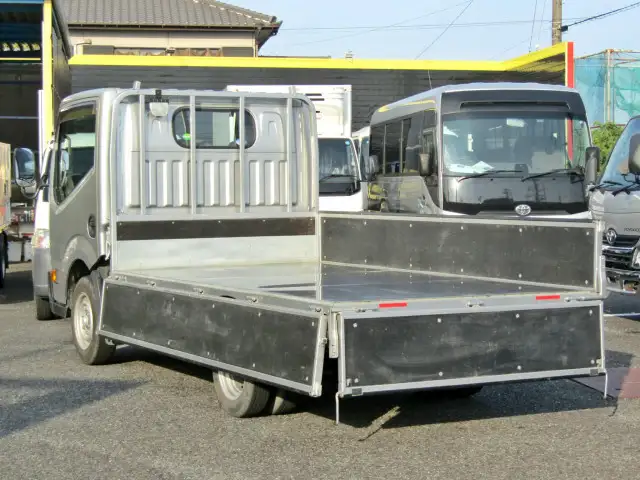 日産 アトラス 小型 平ボディ CBF-SQ2F24 H31/R1の中古トラック画像5