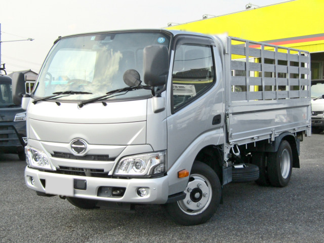 いすゞ エルフ 小型 アルミバン 2RG-NLR88AN R2 の中古トラック【車両No.189304】