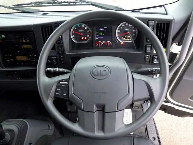 日産UD コンドル 中型/増トン ウイング エアサス ベッドの中古トラック画像9