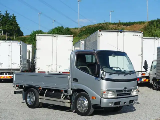 日野 デュトロ 小型 平ボディ 床鉄板 BDG-XZU304Mの中古トラック画像1