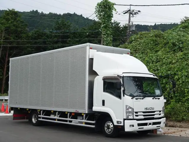 いすゞ フォワード 中型/増トン アルミバン エアサス ベッド の中古トラック【車両No.174410】