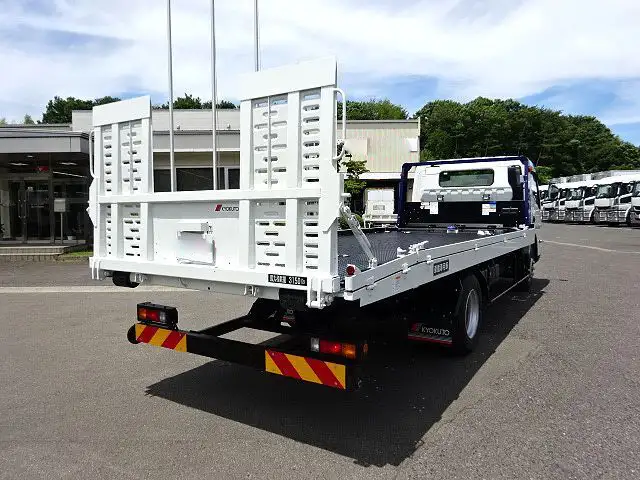 三菱 キャンター 小型 車両重機運搬 ラジコン ウインチの中古トラック画像2
