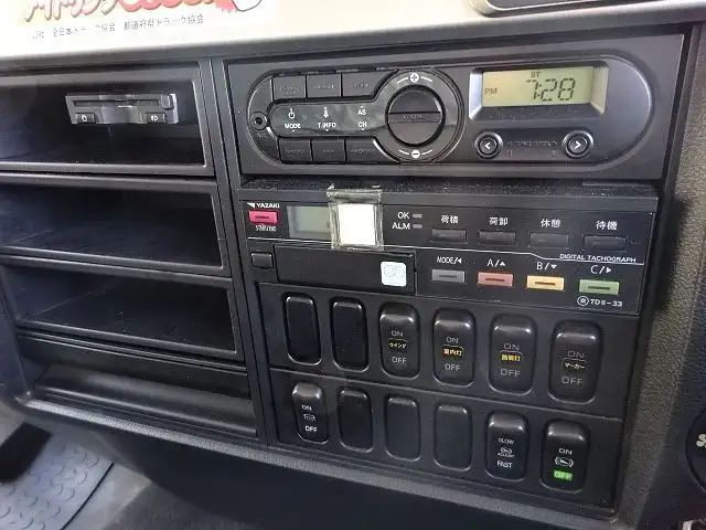 三菱 ファイター 中型/増トン ウイング パワーゲート 2KG-FK64Fの中古トラック画像11