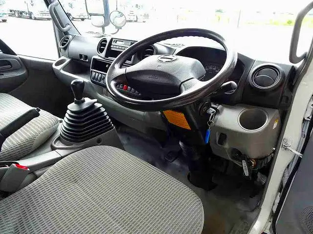 日野 デュトロ 小型 クレーン付 4段 ラジコンの中古トラック画像10