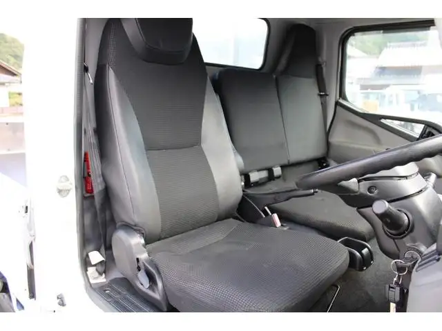 三菱 キャンター 小型 平ボディ  H29の中古トラック画像7