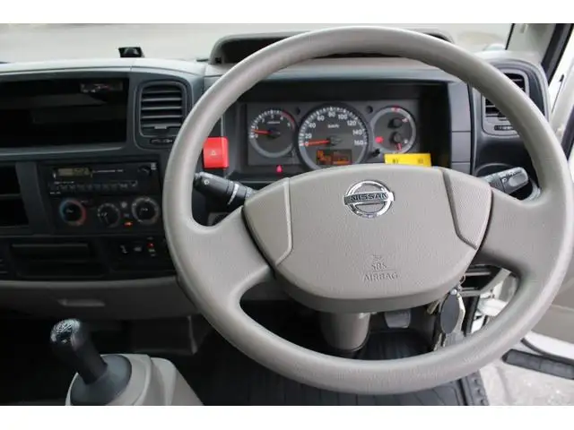 日産 アトラス 小型 平ボディ  H26の中古トラック画像8