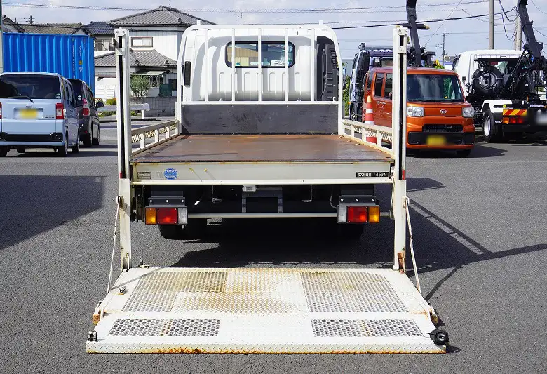 いすゞ エルフ 小型 平ボディ パワーゲート 床鉄板の中古トラック画像5