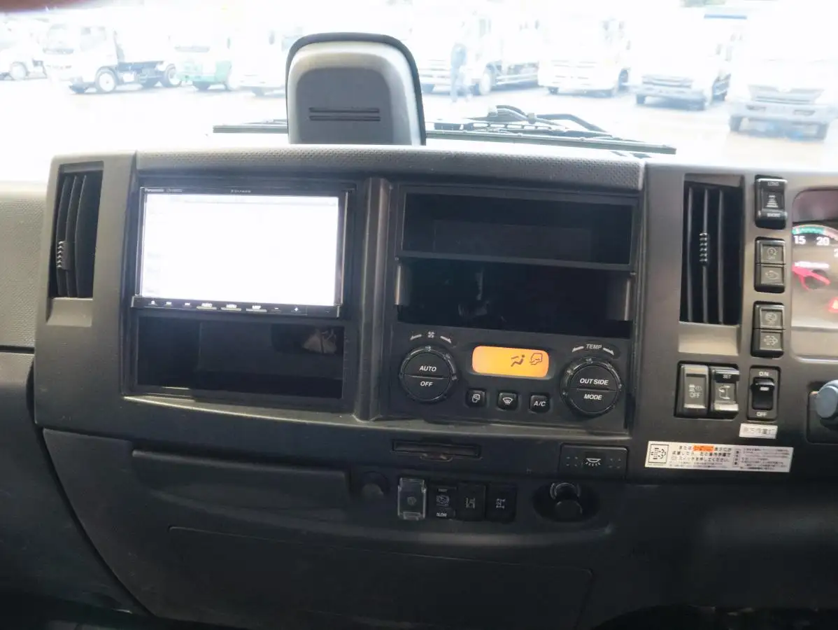 いすゞ フォワード 中型/増トン ダンプ 土砂禁 2RG-FRR90S2の中古トラック画像13