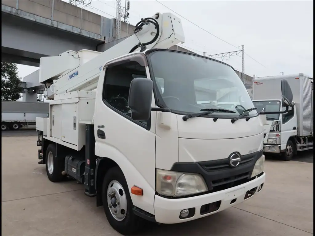 日野 デュトロ 小型 高所・建柱車 高所作業車 TKG-XZU600Xの中古トラック画像2