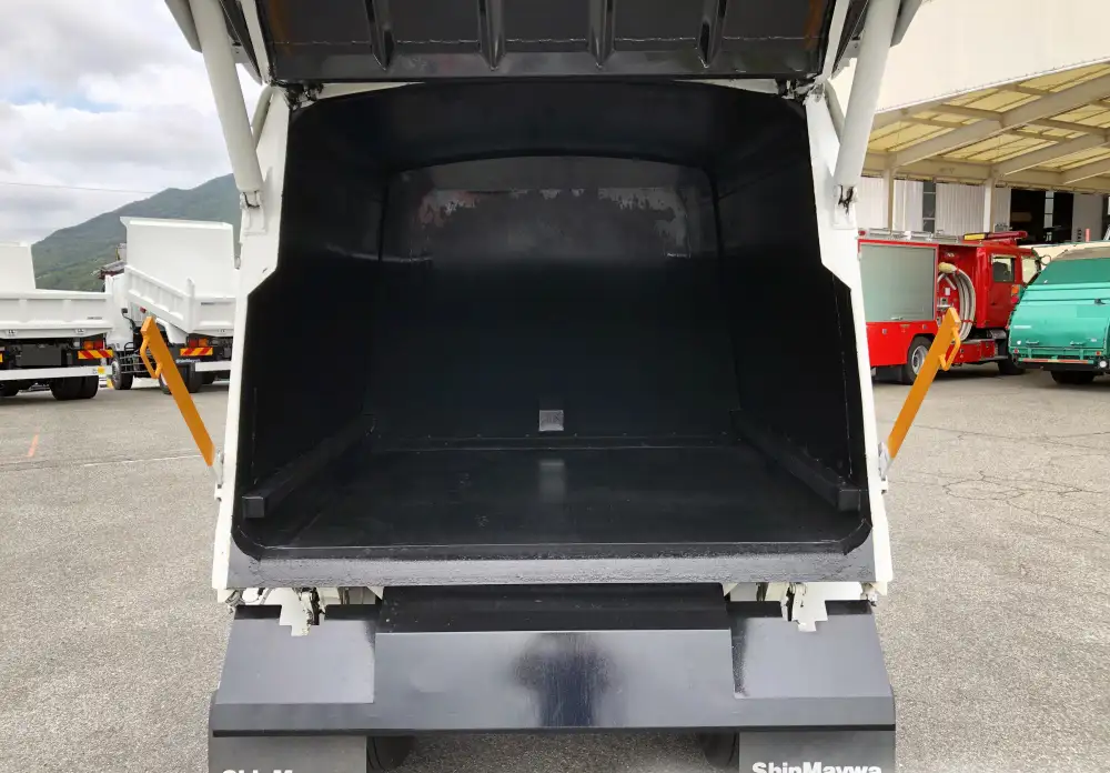 いすゞ エルフ 小型 パッカー車 プレス式 TPG-NMR85Nの中古トラック画像4