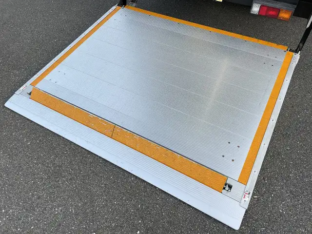 日産 アトラス 小型 アルミバン パワーゲート サイドドアの中古トラック画像8