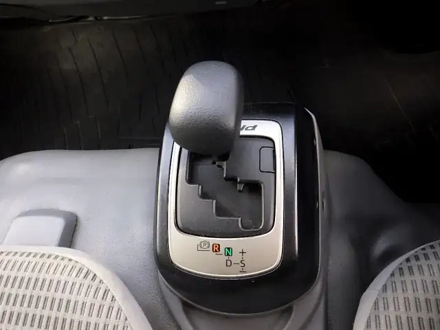 日野 デュトロ 小型 平ボディ パワーゲート TSG-XKU645Mの中古トラック画像14