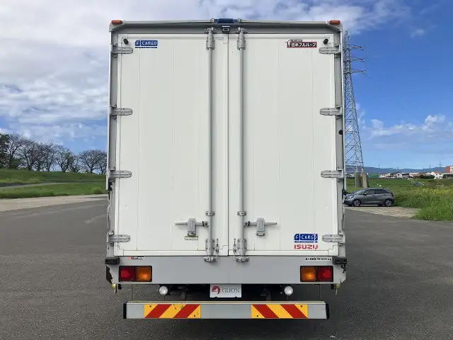 いすゞ フォワード 中型/増トン ウイング ベッド TKG-FRR90S2の中古トラック画像3