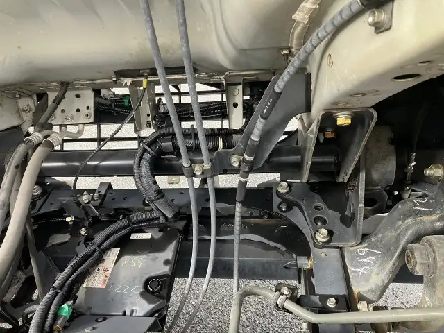 いすゞ フォワード 中型/増トン ウイング ベッド TKG-FRR90S2の中古トラック画像16