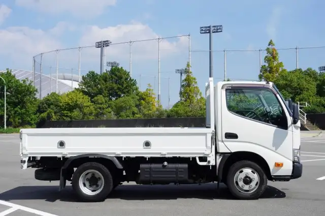 日野 デュトロ 小型 平ボディ TPG-XZC605M H30の中古トラック画像3