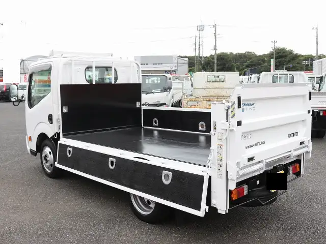 日産 アトラス 小型 平ボディ パワーゲート 床鉄板の中古トラック画像5