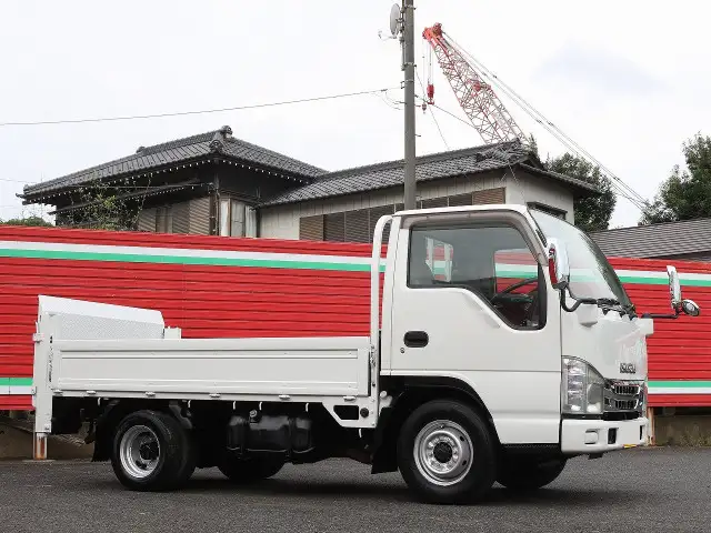 いすゞ エルフ 小型 平ボディ パワーゲート BKG-NHR85Aの中古トラック画像2