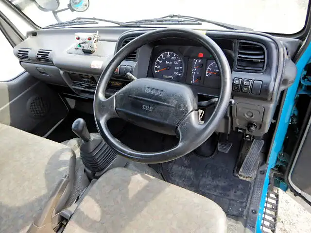 いすゞ エルフ 小型 タンク車 散水車 KR-NKR81EDの中古トラック画像6