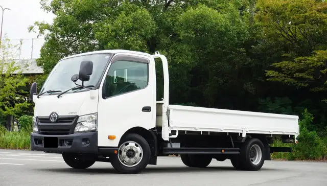 トヨタ ダイナ 小型 平ボディ TKG-XZU710 H27 の中古トラック【車両No.174459】