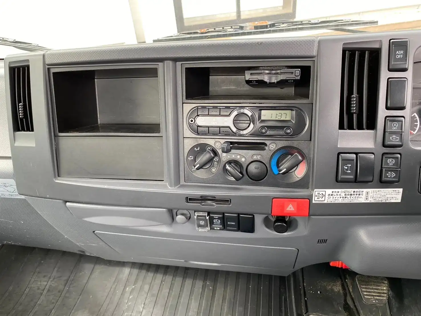 いすゞ エルフ 小型 平ボディ パワーゲート TRG-NPR85ARの中古トラック画像14
