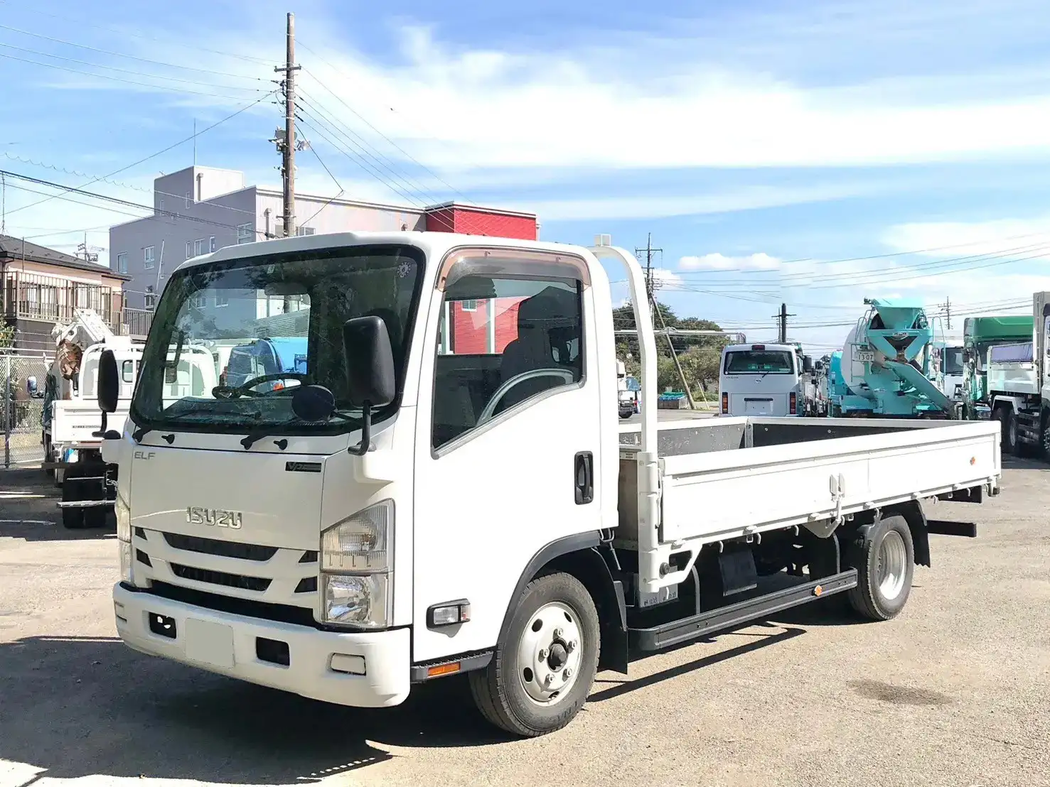 いすゞ エルフ 小型 平ボディ TRG-NPR85AR H31/R1 の中古トラック【車両No.174901】