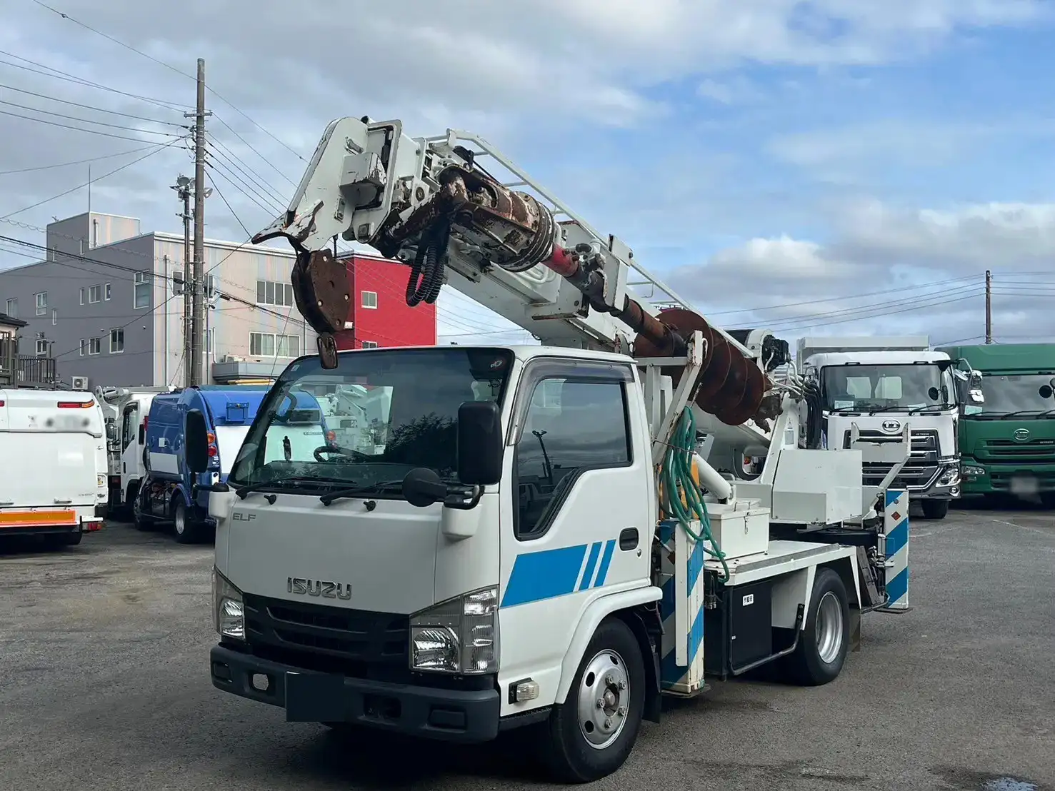 いすゞ エルフ 小型 高所・建柱車 建柱車 TPG-NKR85Nの中古トラック画像1