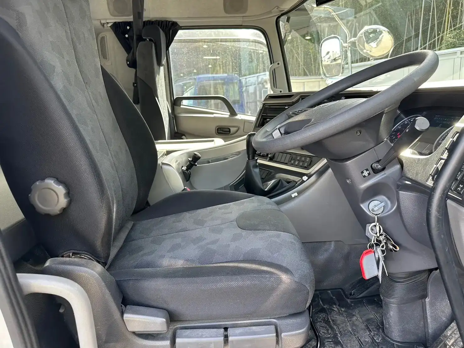 日産UD クオン 大型 ダンプ 強化 コボレーンの中古トラック画像10