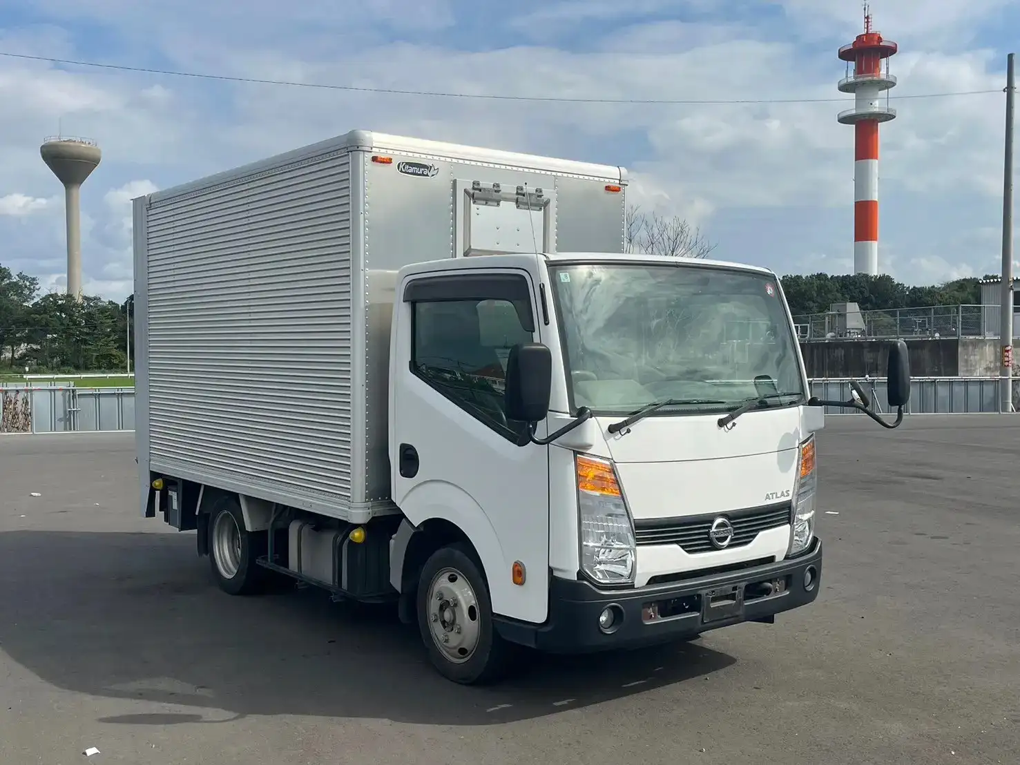 日産 アトラス 小型 アルミバン パワーゲート 床鉄板の中古トラック画像2