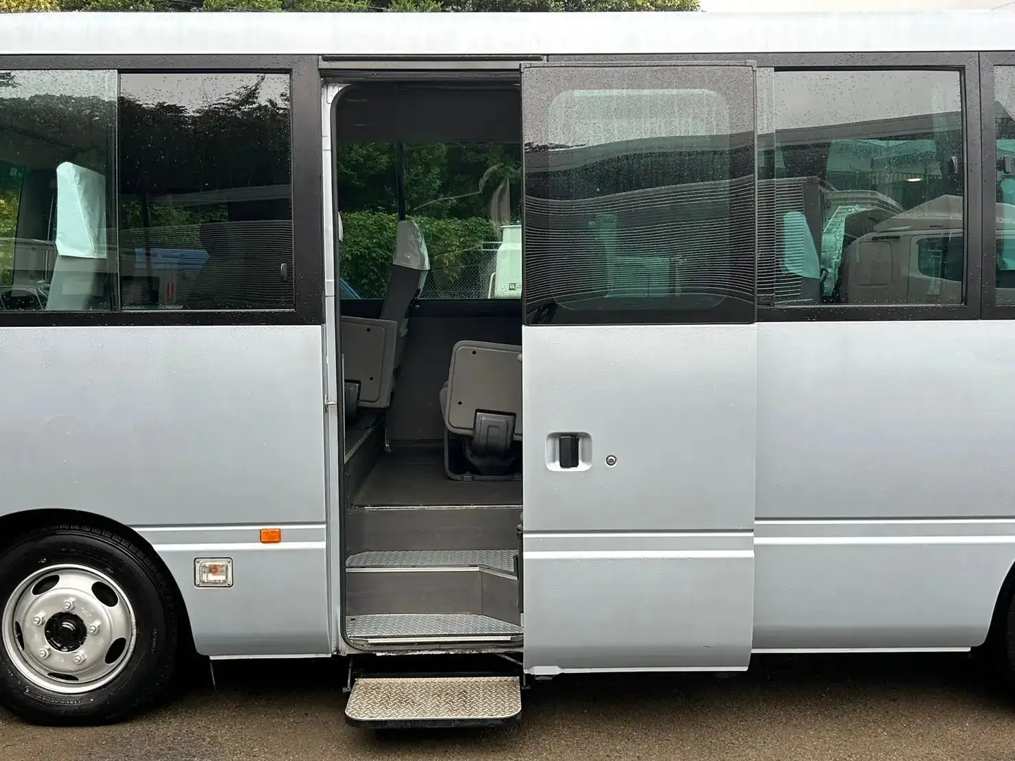日産 シビリアン 小型 バス マイクロバス ABG-DHW41の中古トラック画像5
