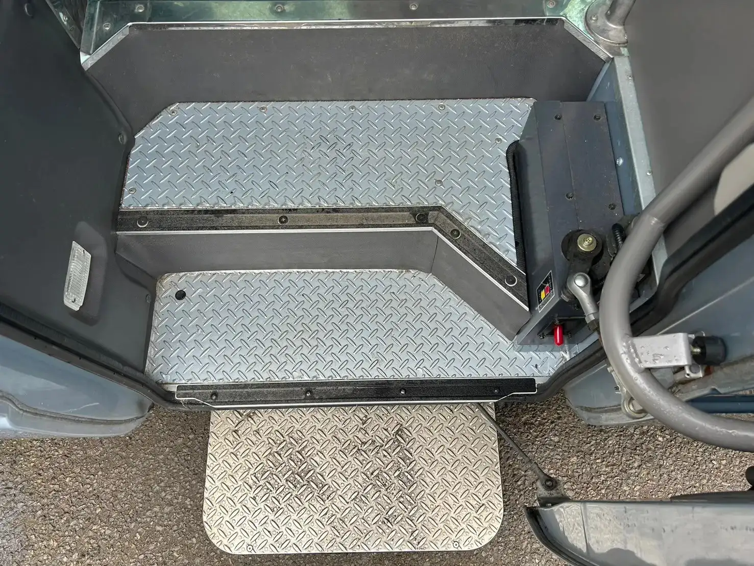日産 シビリアン 小型 バス マイクロバス ABG-DHW41の中古トラック画像6
