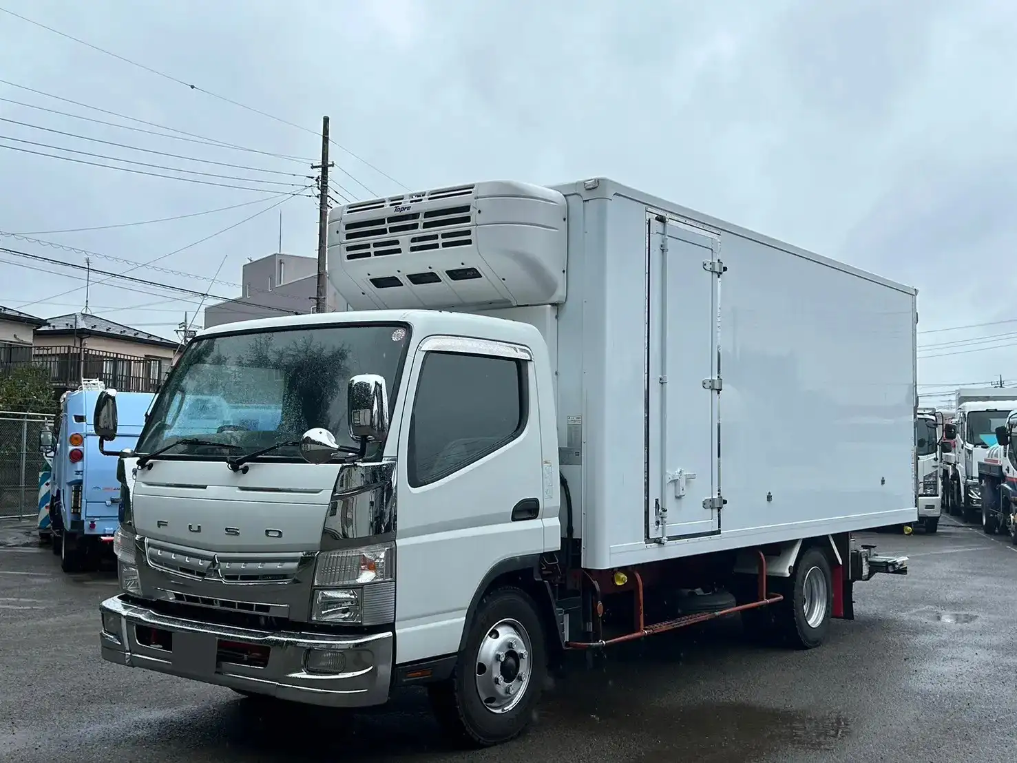 三菱 キャンター 小型 冷凍冷蔵 低温 パワーゲート の中古トラック【車両No.174930】