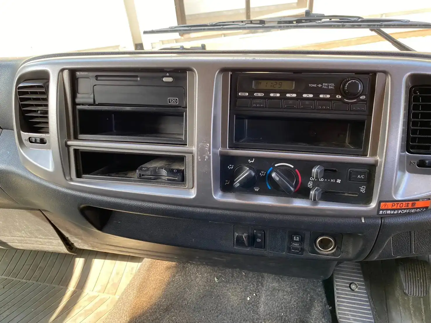 日野 レンジャー 中型/増トン クレーン付 4段 ラジコンの中古トラック画像15