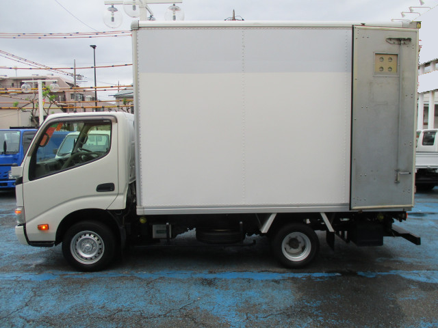 トヨタ ダイナ 小型 アルミバン ABF-TRY230 H27の中古トラック画像5